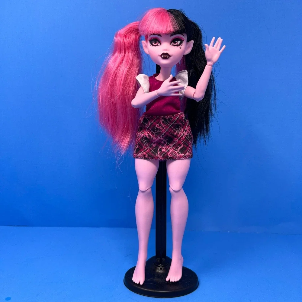 Monster‎ High Draculaura Doll G3 Core Refresh Dracula Daughter 2022 Articulated